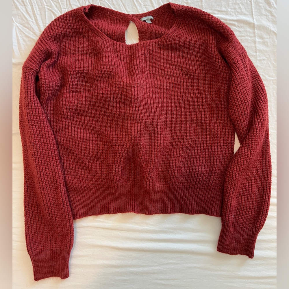 Women’s Twist Back Sweater